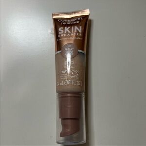 COVERGIRL TruBlend Skin Enhancer in 50 Gelly Opal Glow